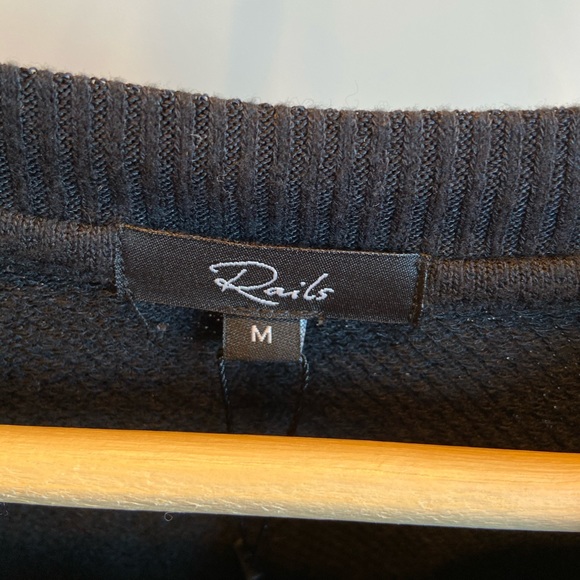 Marlo sweater - Picture 2 of 3